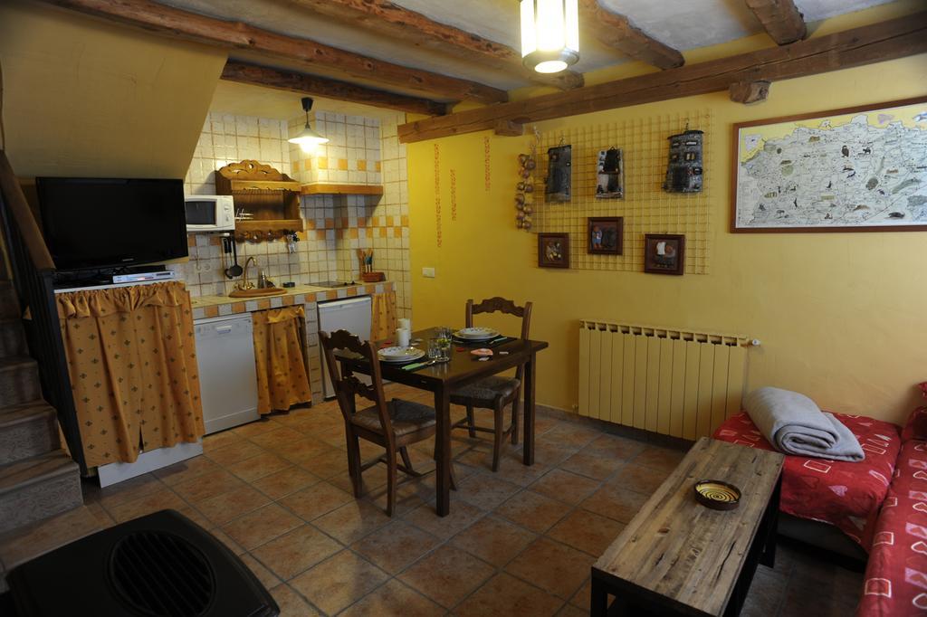 El Rincon De Monasterio Guest House Exterior photo